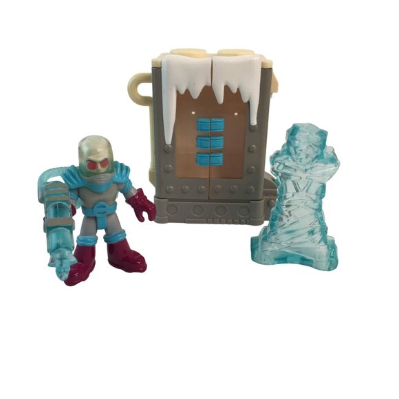 Fisher Price Imaginext DC Super Friends Mr Freeze Ice Chamber & Blaster - Picture 1 of 8